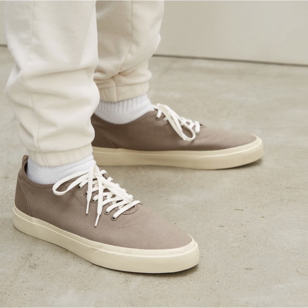 Everlane | Unisex Clay Grey Forever Cotton Sneakers Size 10.5 Women’s/8.5 Mens